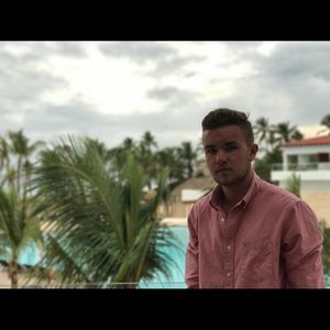 Meet your Posher, Evan